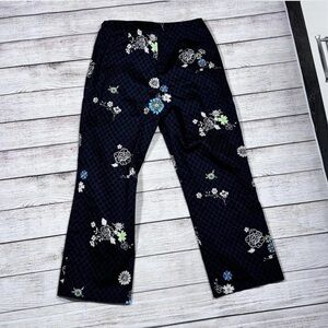 Floral Patterned Petite Cropped Pants